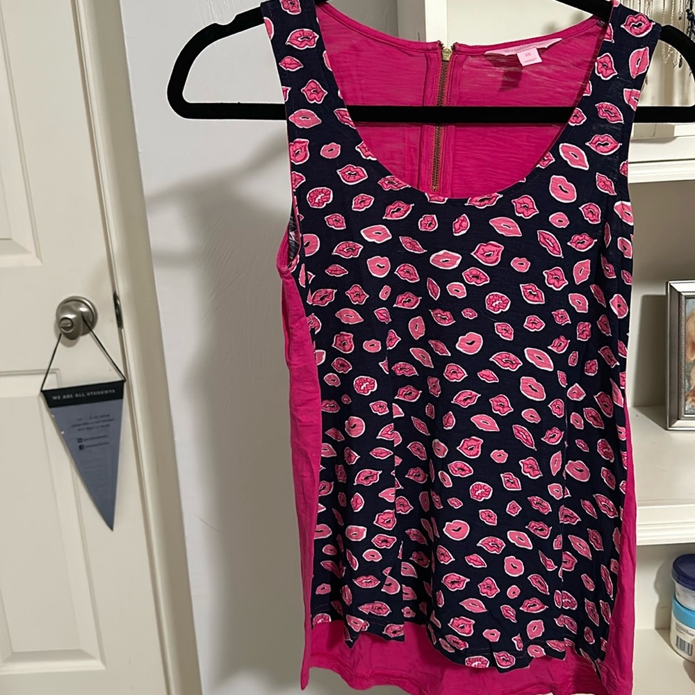 Lilly Pulitzer XS tank top, adorable lips print
